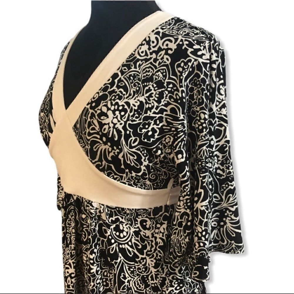𝅺A.P.N.Y. Floral Patterned V-Neck Flutter Sleeve Tie Back Patterned Dress Sz S - Picture 6 of 10